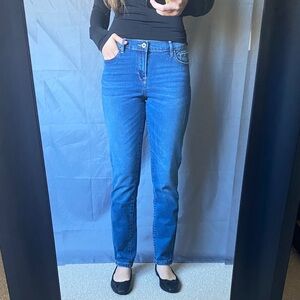 Worn Once Classic Tommy Hilfiger size 10 Women's Greenwich Skinny Denim Jeans